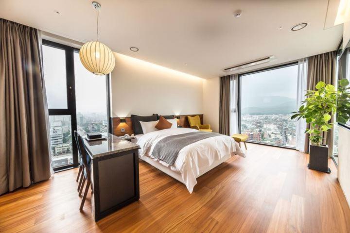 Dobong Bay204 Hotel